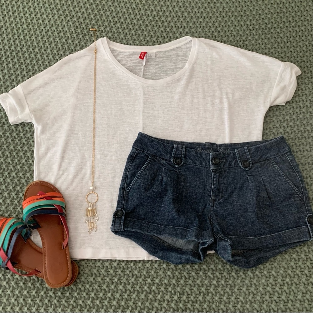 Business casual short shorts!!